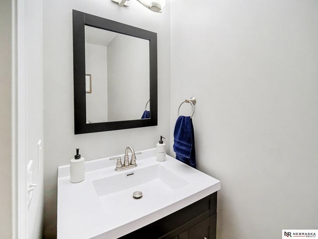 2151 N 81st Street, Lincoln, NE 68505