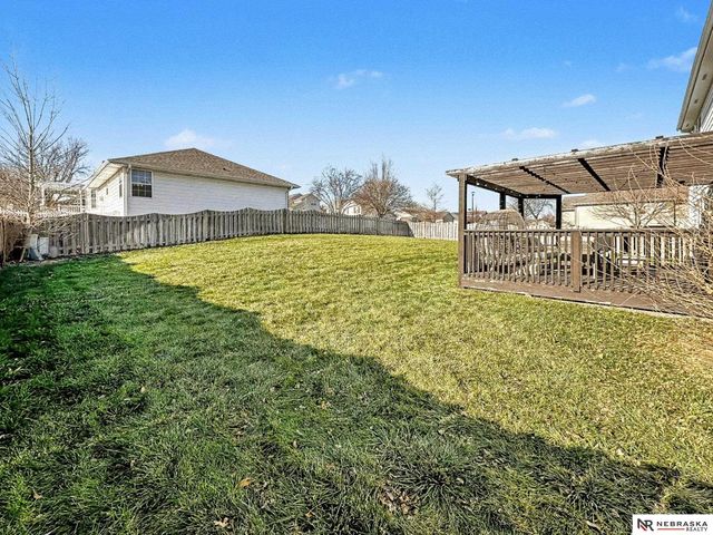 2151 N 81st Street, Lincoln, NE 68505