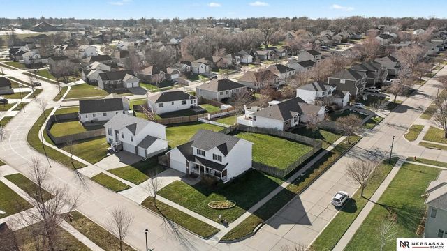 2151 N 81st Street, Lincoln, NE 68505