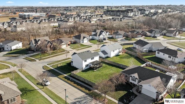 2151 N 81st Street, Lincoln, NE 68505