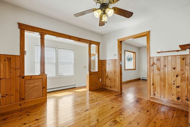 55 Chilmark St, Worcester, MA 01604