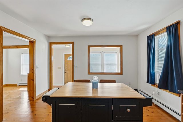 55 Chilmark St, Worcester, MA 01604