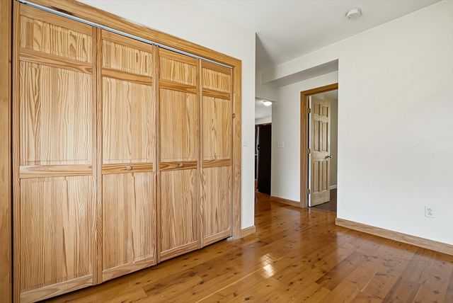55 Chilmark St, Worcester, MA 01604