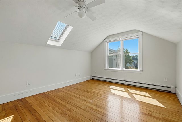 55 Chilmark St, Worcester, MA 01604