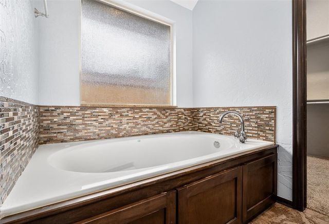 17305 Serrano Drive, Oklahoma City, OK 73170