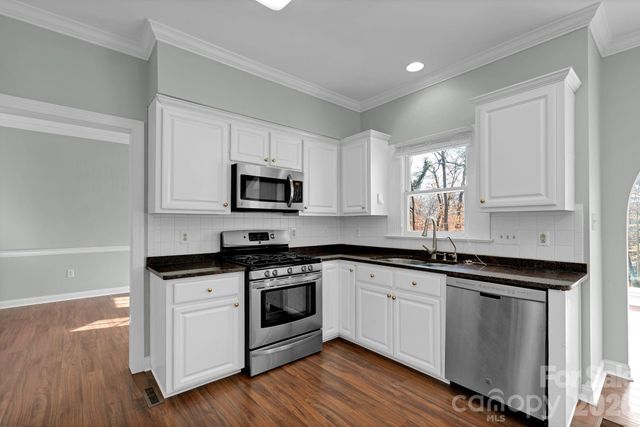 5305 Ravenglass Court, Waxhaw, NC 28173