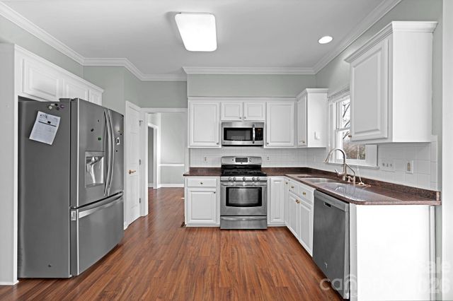 5305 Ravenglass Court, Waxhaw, NC 28173