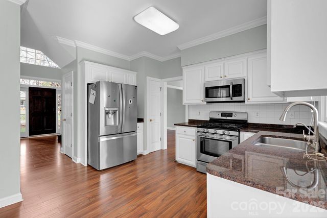 5305 Ravenglass Court, Waxhaw, NC 28173