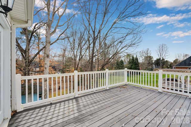 5305 Ravenglass Court, Waxhaw, NC 28173