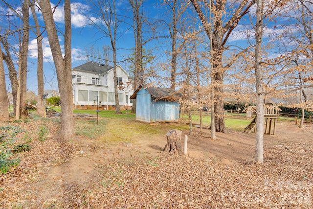 5305 Ravenglass Court, Waxhaw, NC 28173