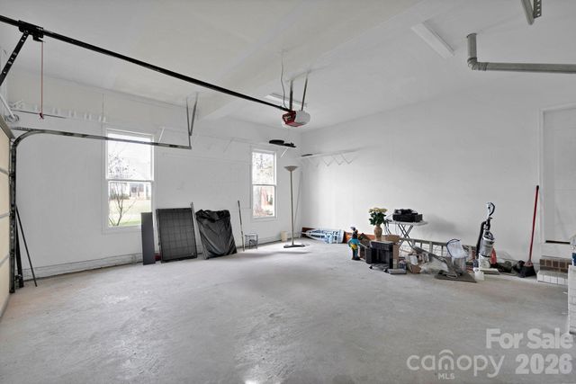 5305 Ravenglass Court, Waxhaw, NC 28173