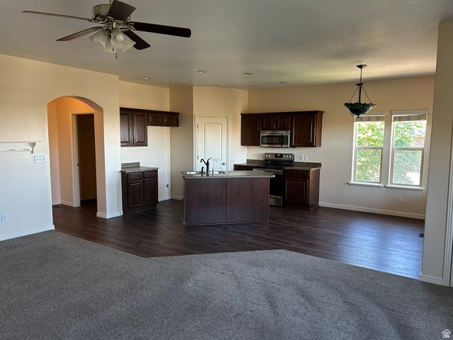 1215 E 270 S, Santaquin, UT 84655