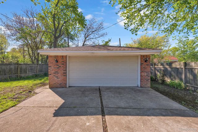 28999 Beechnut Street, Inkster, MI 48141
