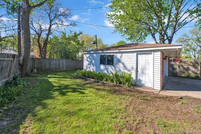 28999 Beechnut Street, Inkster, MI 48141