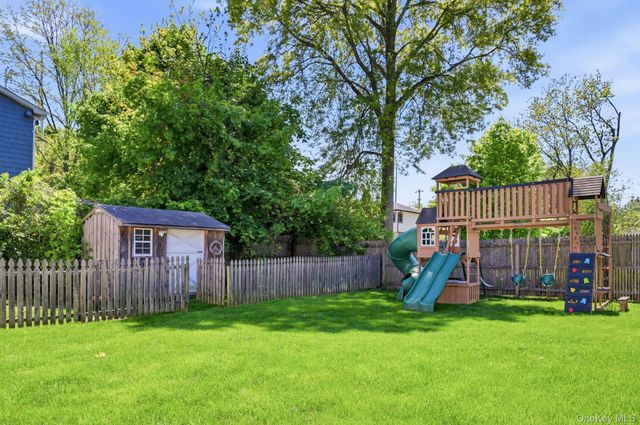 62 Smith Street, Greenlawn, NY 11740