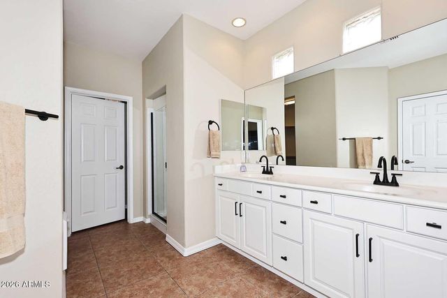 2463 N FILLMORE Court, Mesa, AZ 85215