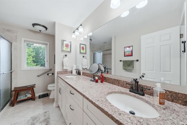 2522 E Saint Thomas Point, Fort Wayne, IN 46815