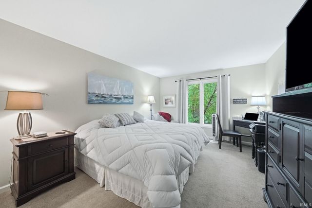 2522 E Saint Thomas Point, Fort Wayne, IN 46815
