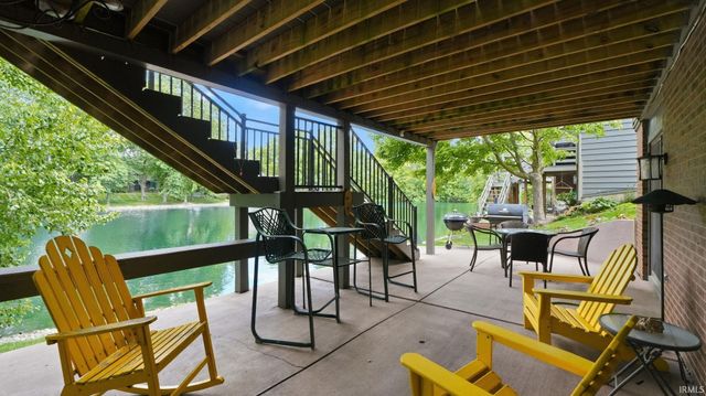 2522 E Saint Thomas Point, Fort Wayne, IN 46815