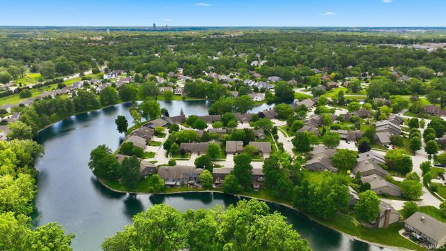 2522 E Saint Thomas Point, Fort Wayne, IN 46815