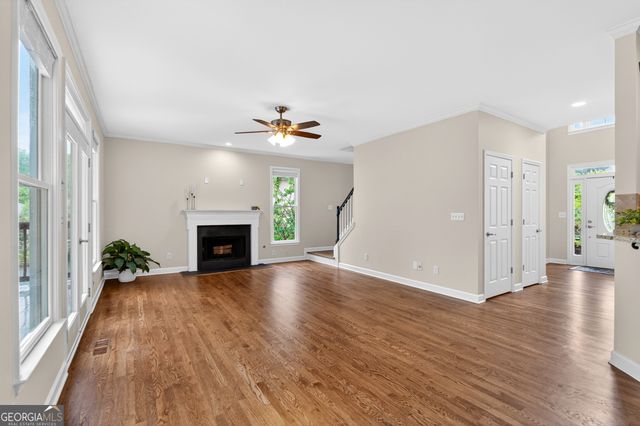 641 Phlox Way NW, Acworth, GA 30102