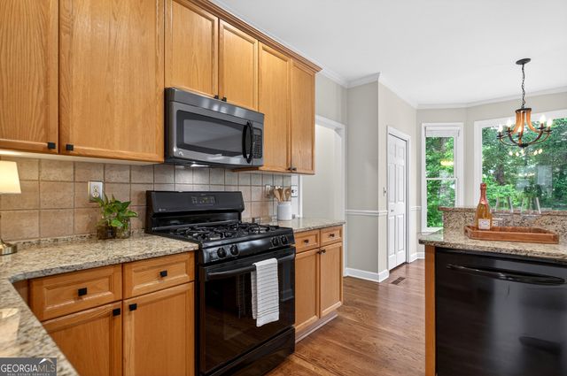 641 Phlox Way NW, Acworth, GA 30102