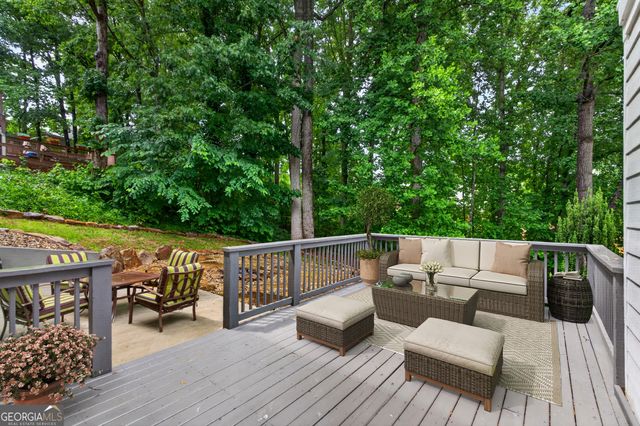 641 Phlox Way NW, Acworth, GA 30102
