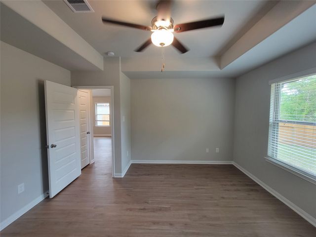 11732 Whirlaway Drive, Willis, TX 77318