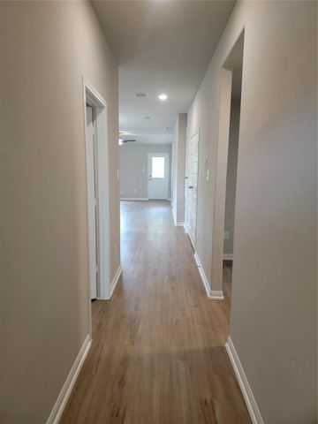 11732 Whirlaway Drive, Willis, TX 77318