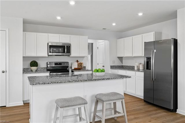 615 Hopi CT, Portsmouth, VA 23701