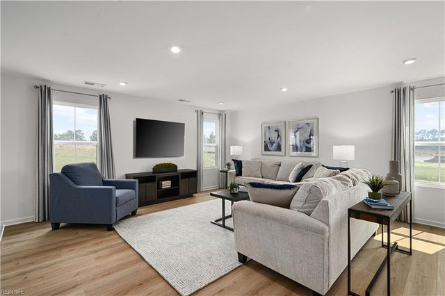 615 Hopi CT, Portsmouth, VA 23701