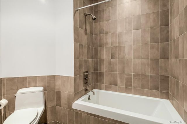 55 Berry Street 4F, Brooklyn, NY 11249