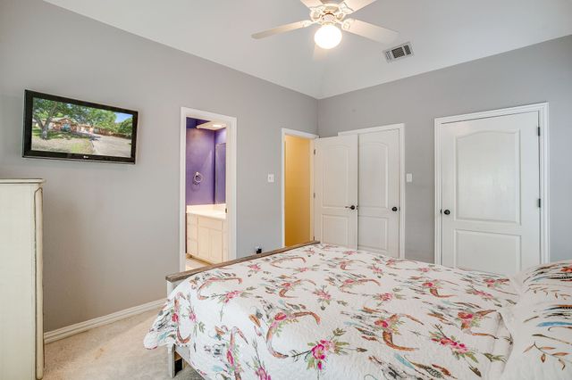 9406 S Longwood Drive, Granbury, TX 76049