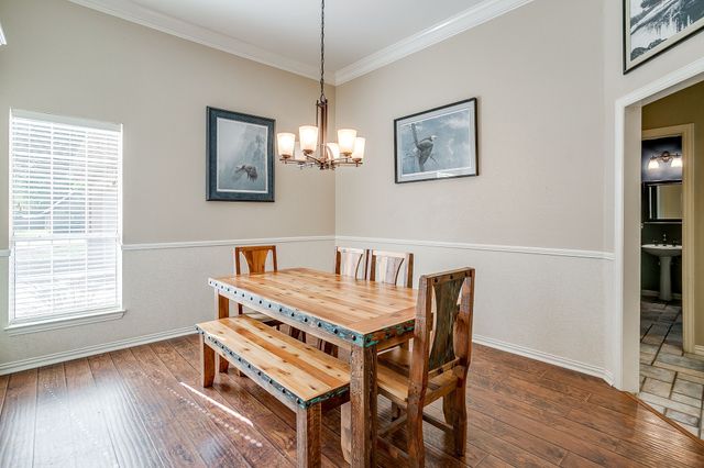 9406 S Longwood Drive, Granbury, TX 76049