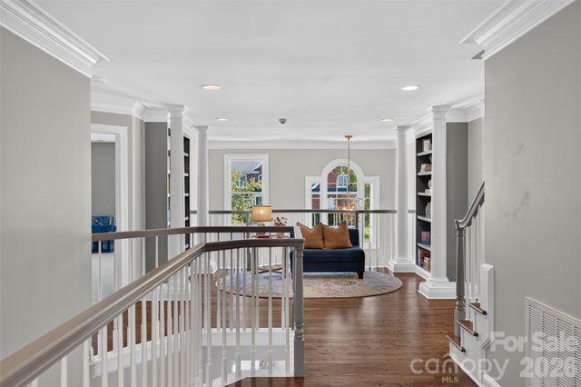 8634 Woodmere Crossing Drive, Charlotte, NC 28226