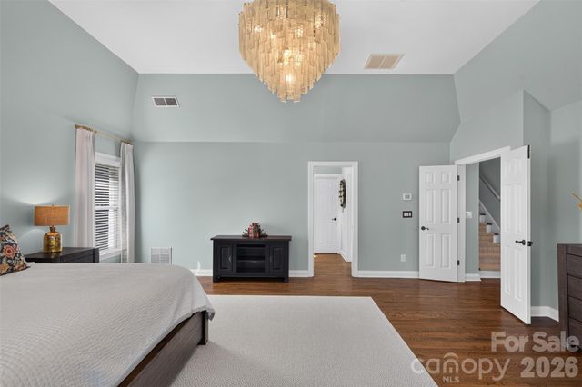 8634 Woodmere Crossing Drive, Charlotte, NC 28226