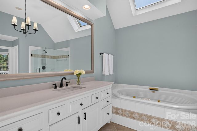 8634 Woodmere Crossing Drive, Charlotte, NC 28226