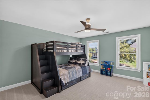 8634 Woodmere Crossing Drive, Charlotte, NC 28226