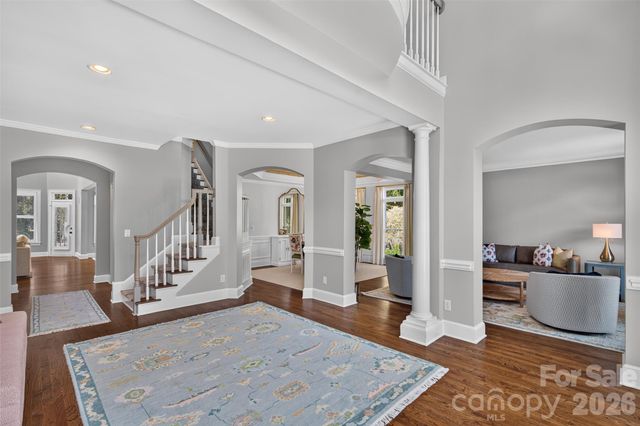 8634 Woodmere Crossing Drive, Charlotte, NC 28226