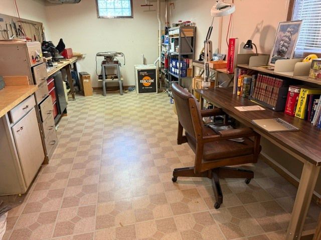 3035 Red Barn Road, Crystal Lake, IL 60012
