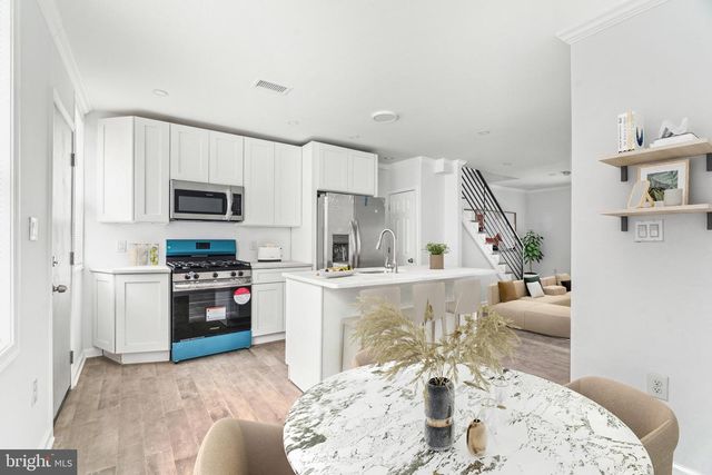 2041 S BUCKNELL ST, Philadelphia, PA 19145