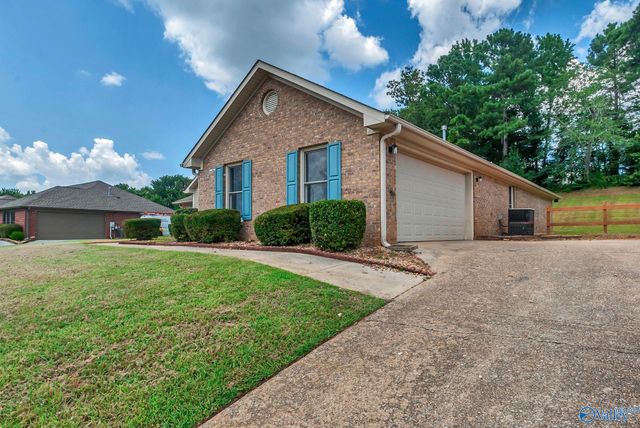 107 Wandering Lane, Harvest, AL 35749