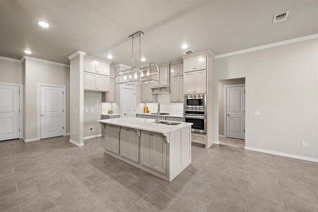16032 Siloa Avenue, Edmond, OK 73013
