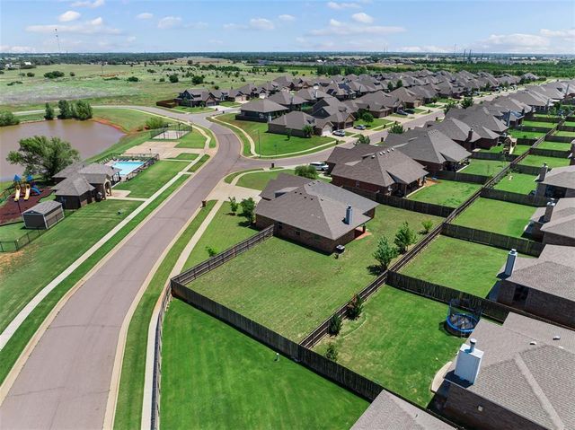 16032 Siloa Avenue, Edmond, OK 73013
