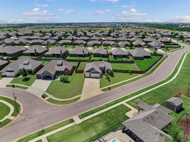 16032 Siloa Avenue, Edmond, OK 73013