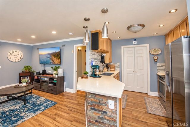 2375 Del Mar Way 101, Corona, CA 92882