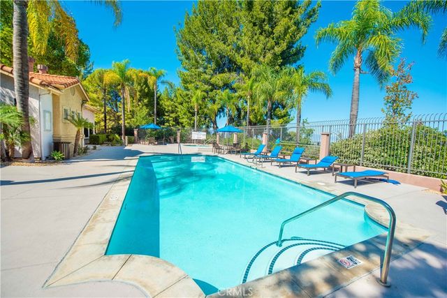 2375 Del Mar Way 101, Corona, CA 92882