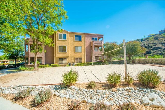 2375 Del Mar Way 101, Corona, CA 92882