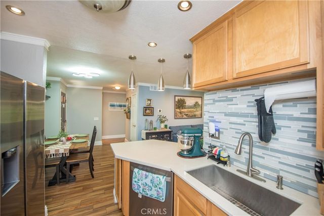 2375 Del Mar Way 101, Corona, CA 92882