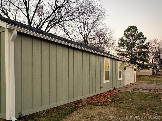 1301 9th Avenue NW, Ardmore, OK 73401